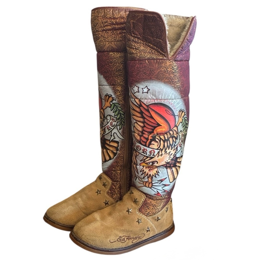 Ed Hardy Fleece Boots, women, 6 EUC Iconic Tattoo "Live Free" Eagle, Star Studs